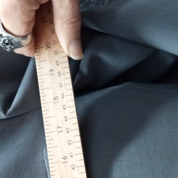 2 Piece Suit - Picture 5 of 13